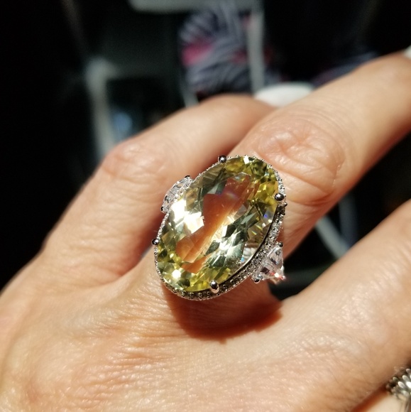 Judith Ripka Limon Canary Yellow Ring NWOT - Picture 2 of 7